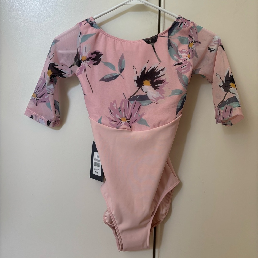 NWT Eleve Dancewear Lilli Bellini Half-Sleeve Leotard, Adult Small